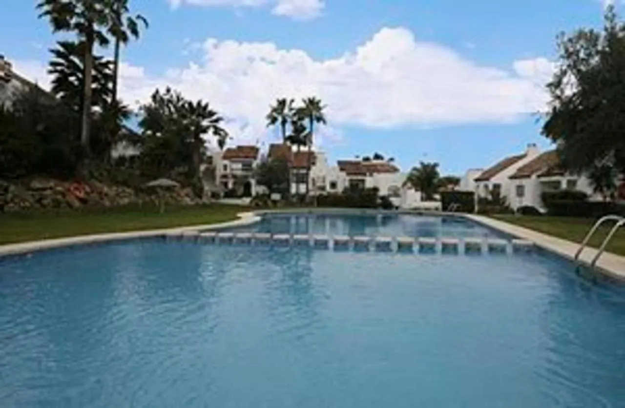 Holiday home Beautiful Townhouse Internet Air Con 5 Guests Villa Estepona Spain