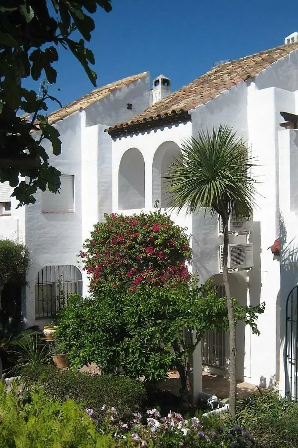Beautiful Townhouse Internet Air Con 5 Guests Villa Estepona 0*,  Spain